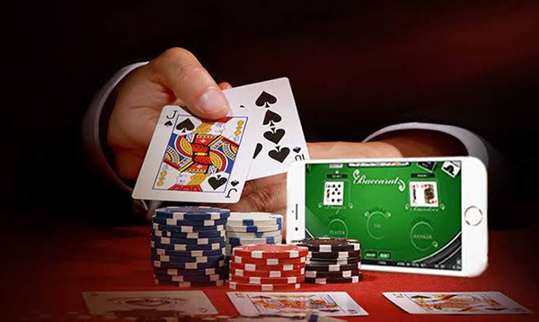 ป๊อกเด้งคือเกมไพ่รูปแบบหนึ่งของไทย ผู้เล่นจะต้องมีแต้มไพ่ในมือสูงกว่าแต้มไพ่ของเจ้ามือ ทั้ง ป๊อก ตอง และฟลัช อ่านบทความแล้วเริ่มเล่นกันเลย!